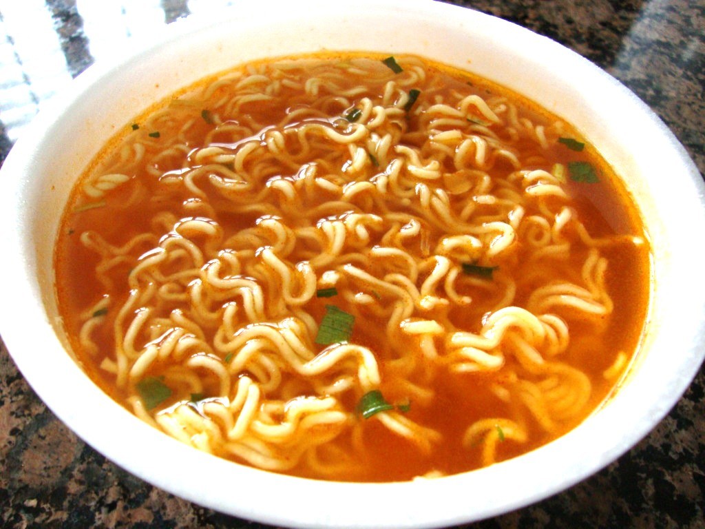Paldo Bowl Noodle Soup, Kimchi Flavor - SNACKEROO