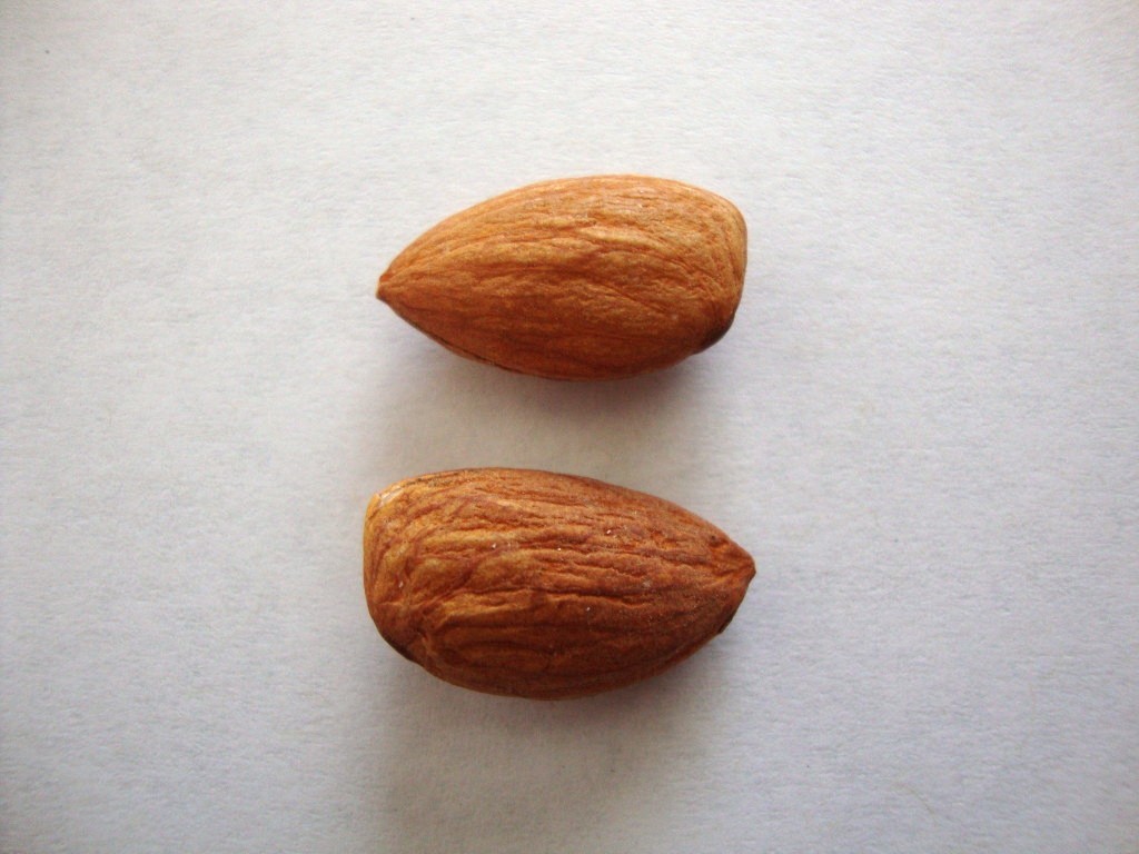 Click to Buy Blue Diamond Whole Natural Almonds