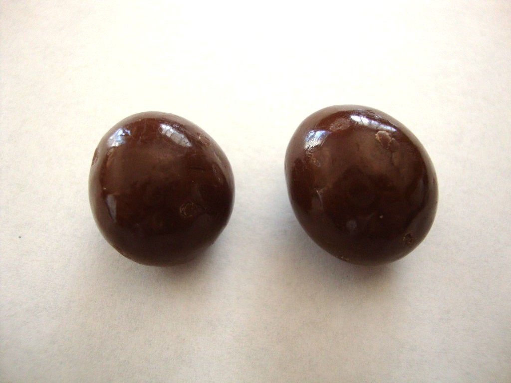 Click to Buy Mauna Loa Milk Chocolate Macadamias