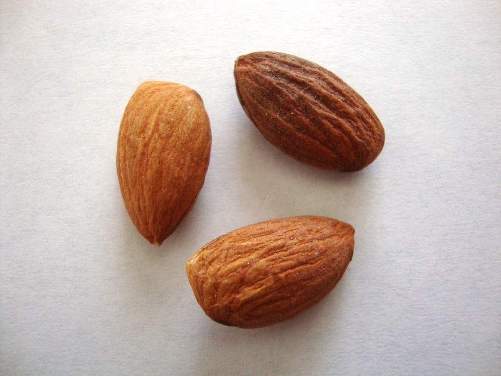 Click to Buy Blue Diamond Whole Natural Almonds