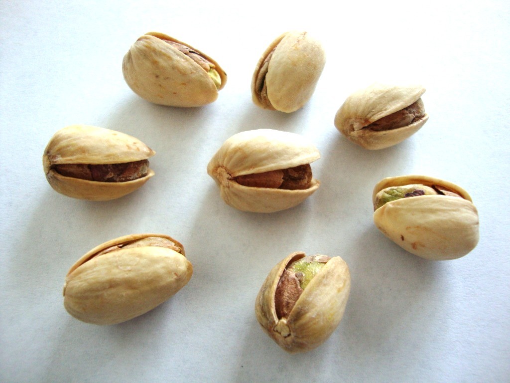 Click to Buy Planters Dry Roasted Pistachios