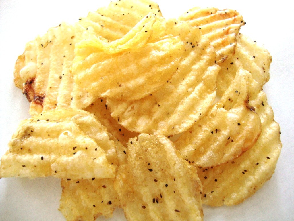 Click to Buy Kettle Krinkle Cut Chips, Salt & Fresh Ground Pepper