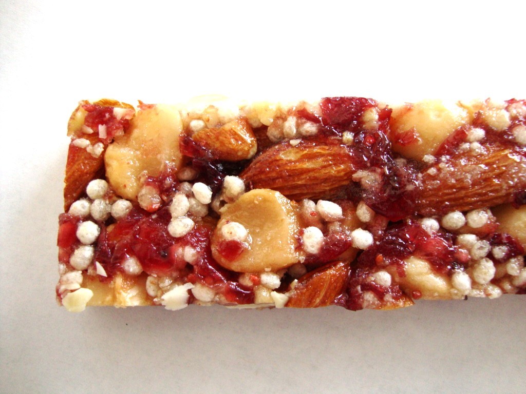 Click to Buy KIND Plus Bars, Cranberry Almond + Antioxidants