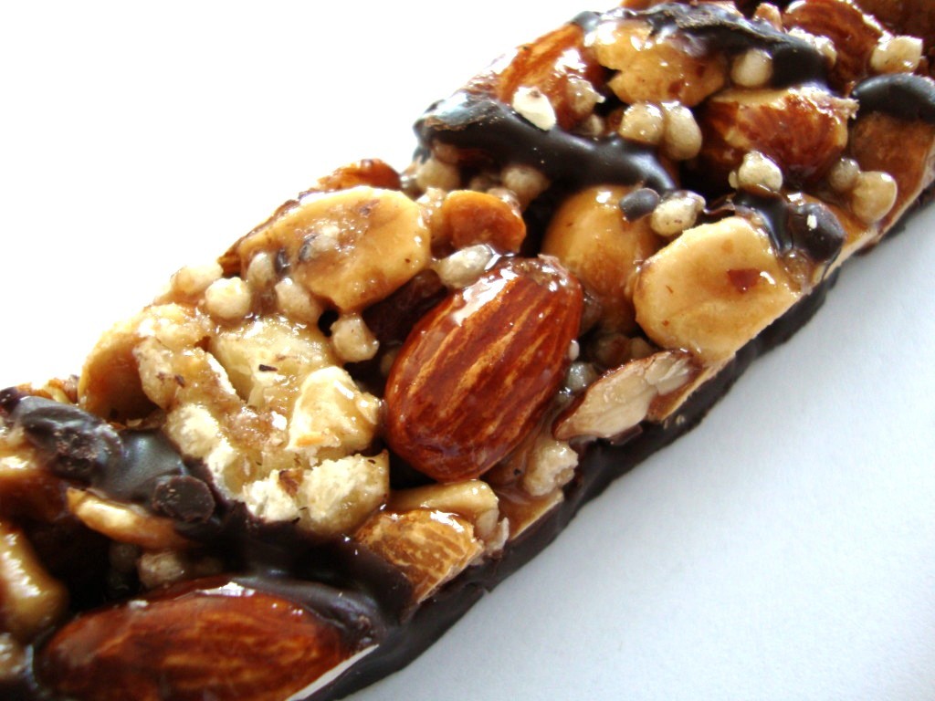 Click to Buy KIND Nuts & Spices Bars, Dark Chocolate Nuts & Sea Salt