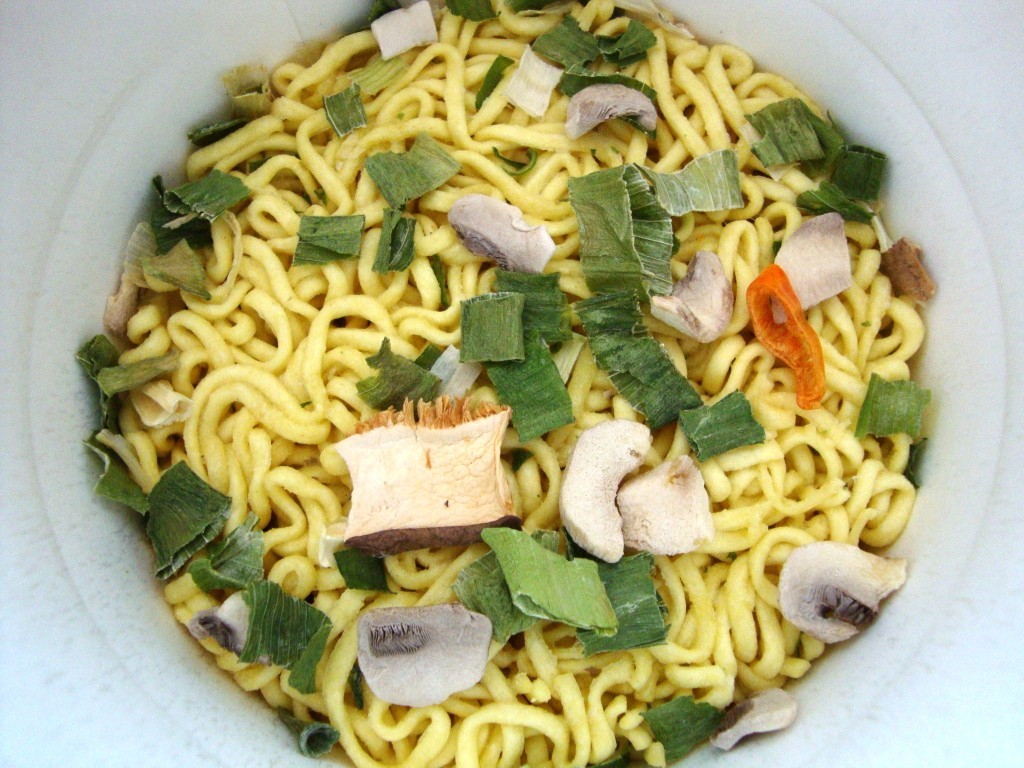 Click to Buy Nongshim Shin Black Premium Noodle Soup Cup