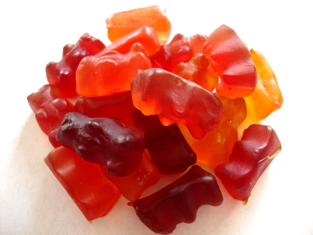 Click to Buy YumEarth Naturals Gummy Bears