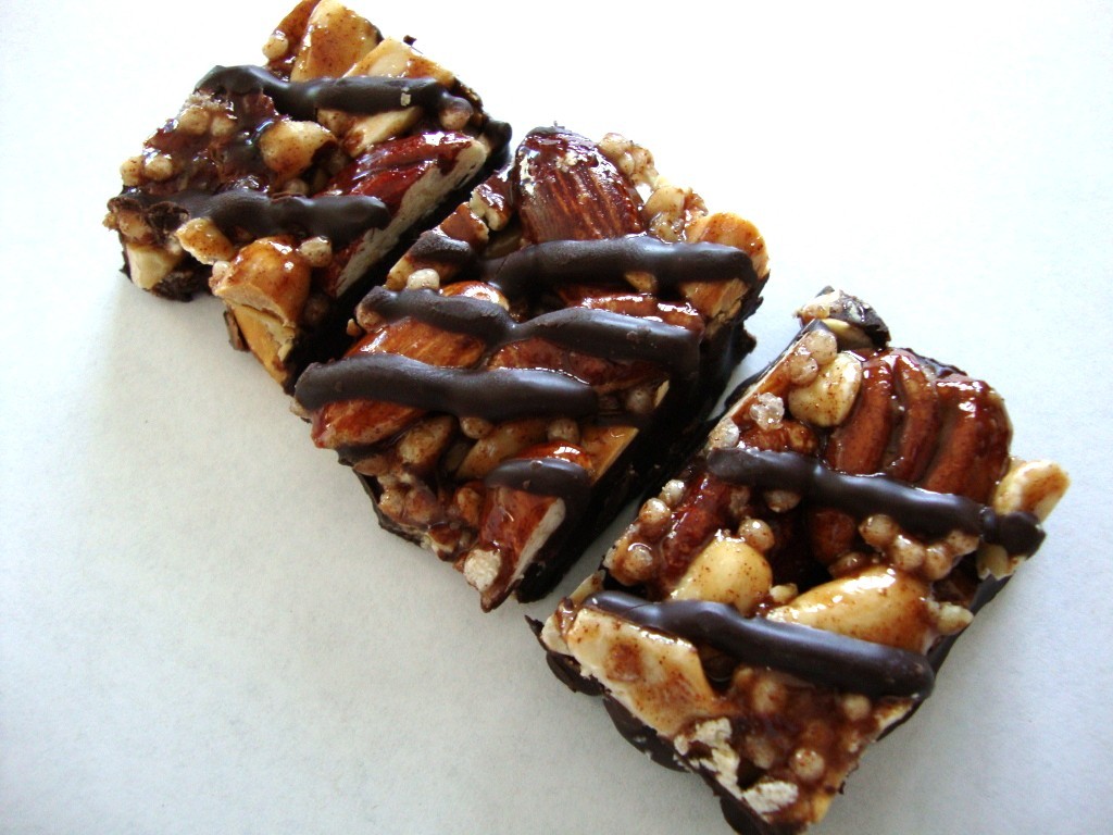 Click to Buy KIND Nuts & Spices Bars, Dark Chocolate Cinnamon Pecan