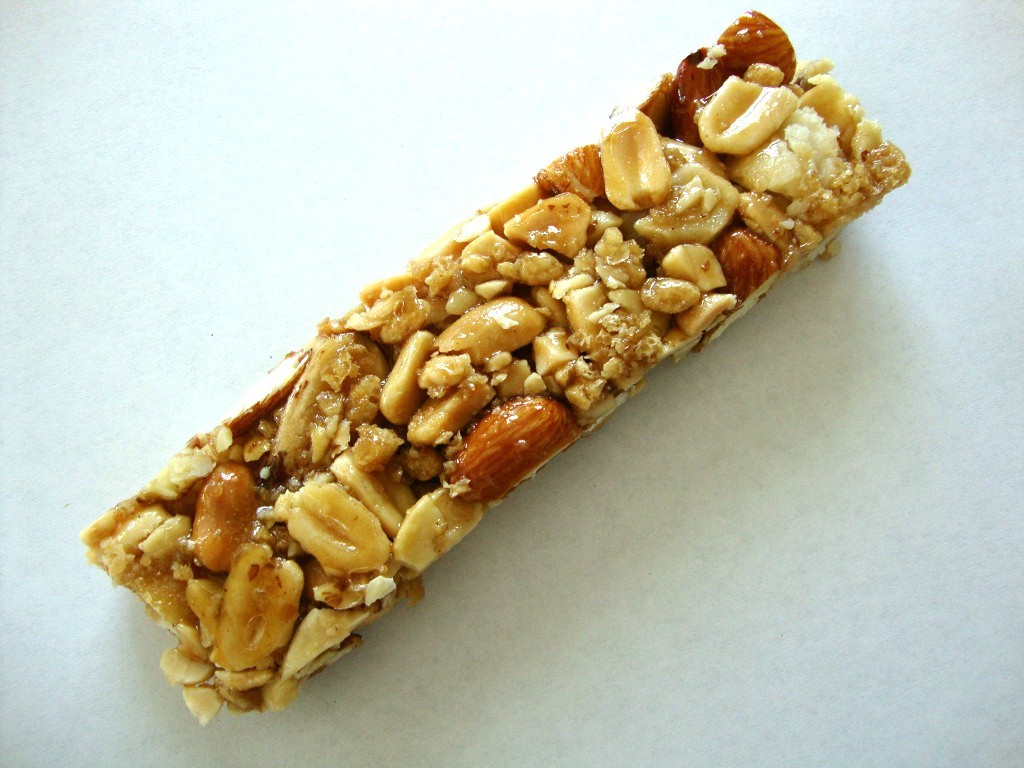 Click to Buy KIND Plus Bars, Almond Walnut Macadamia with Peanuts + Protein