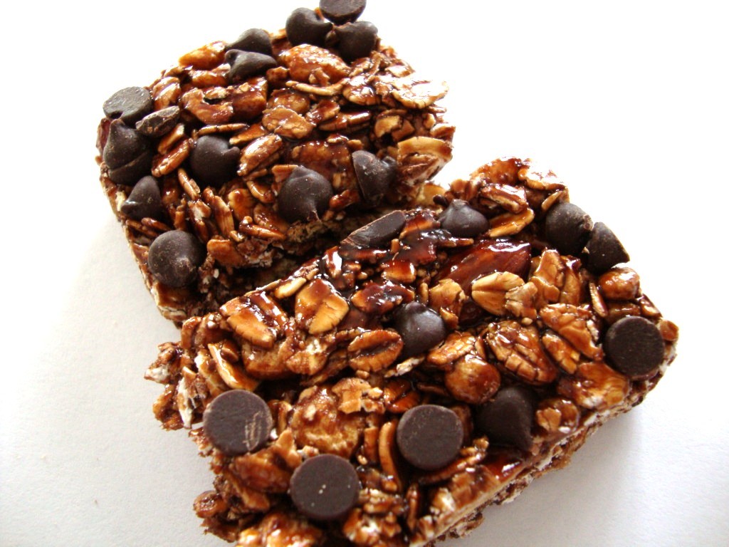 Click to Buy Kashi Dark Mocha Almond Chewy Granola Bars