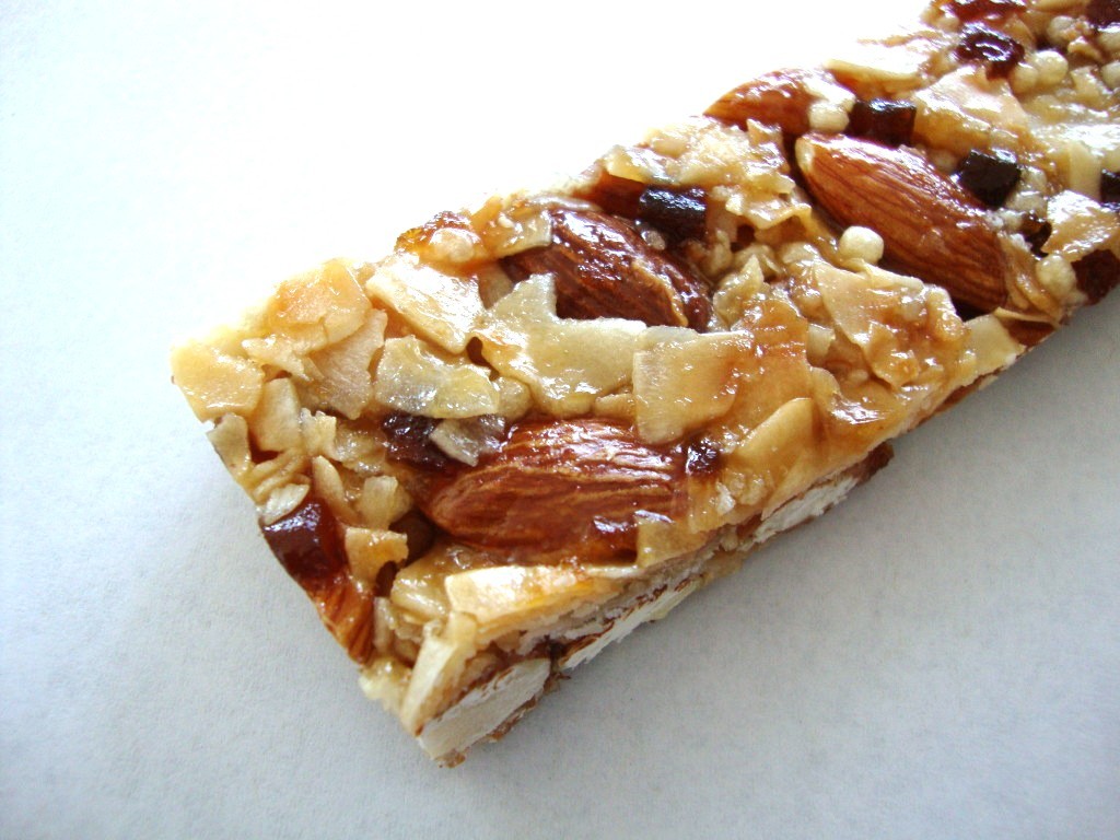 Click to Buy KIND Fruit & Nut Bars, Almond & Apricot