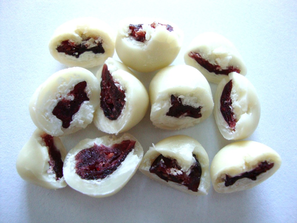 Click to Buy Greek Yogurt Covered Craisins Dried Cranberries