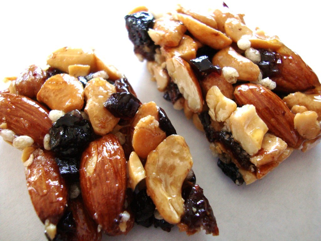 Click to Buy KIND Fruit & Nut Bars, Blueberry Vanilla & Cashew