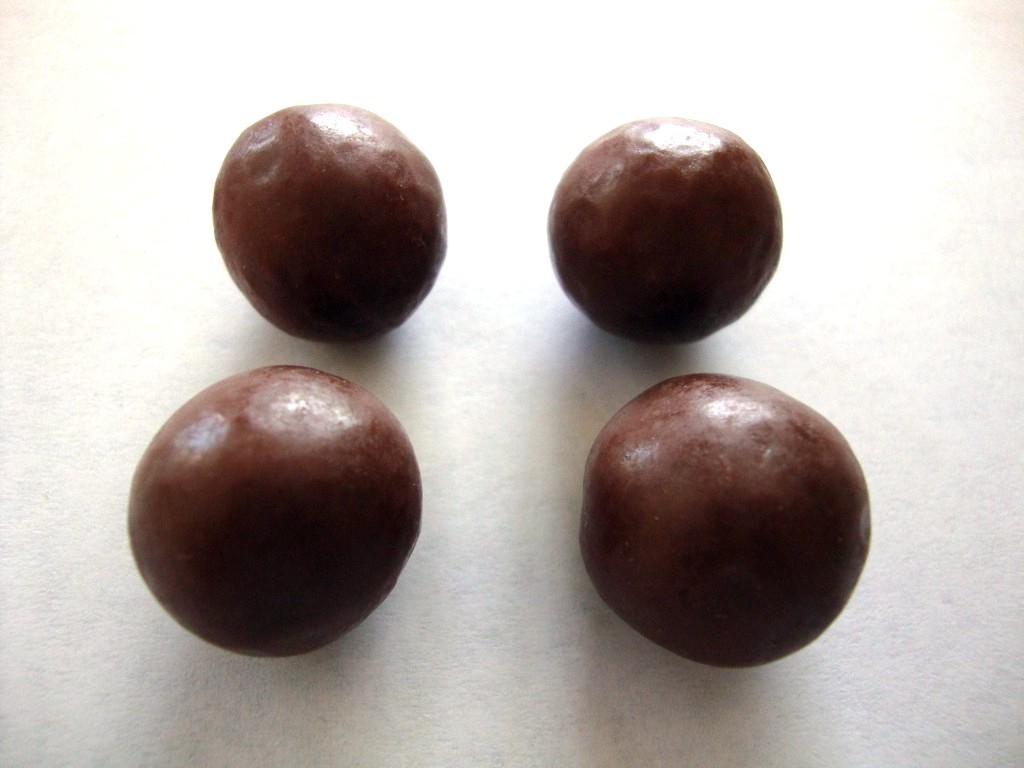 Click to Buy WHOPPERS Milk Chocolate Malted Milk Balls