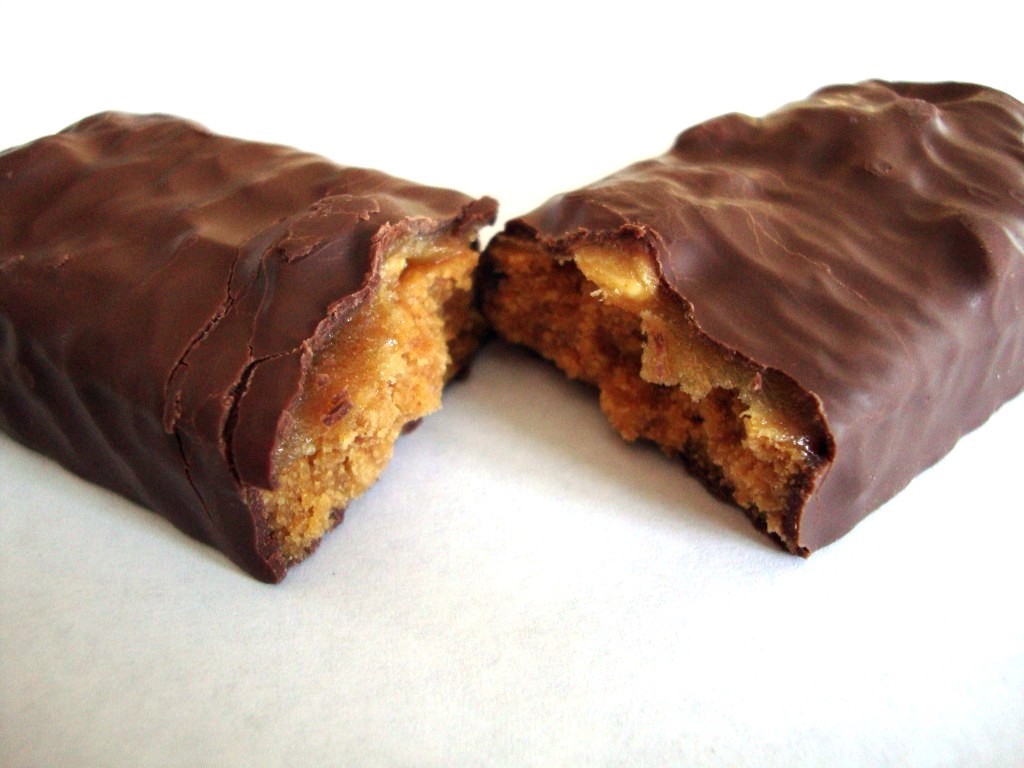 Click to Buy PowerBar Caramel Peanut Fusion Triple Threat Energy Bar