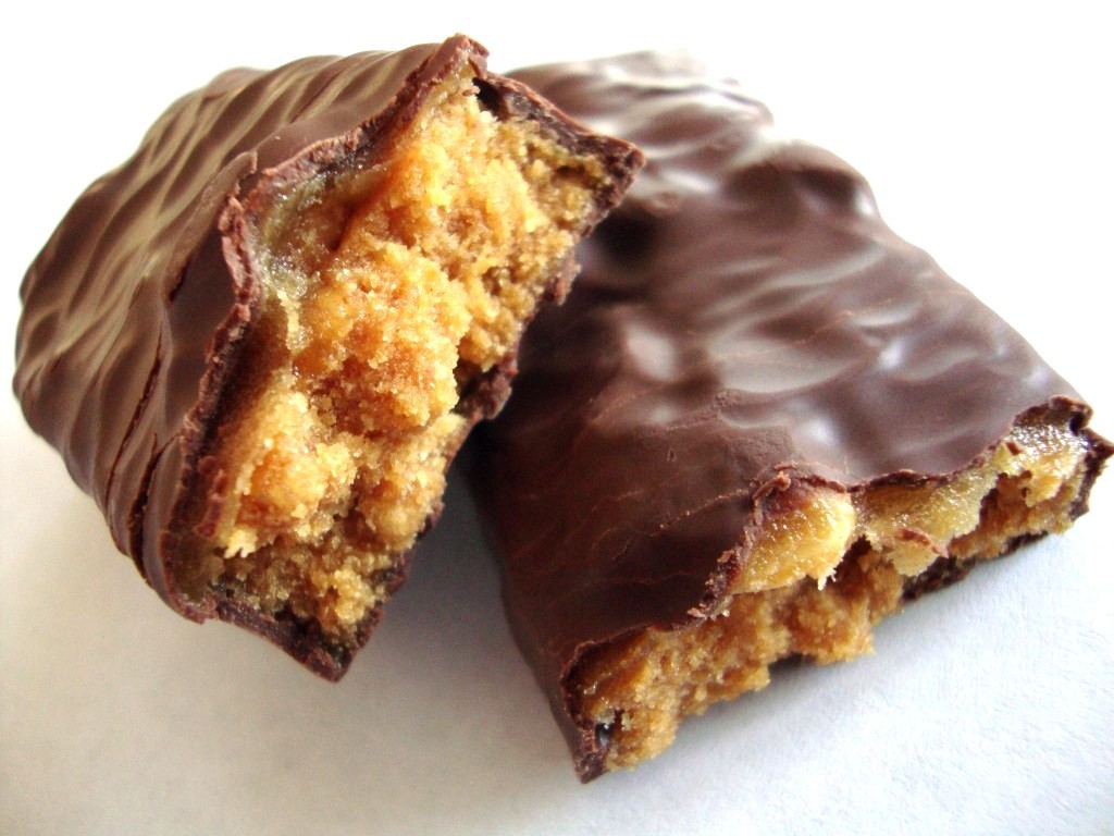 Click to Buy PowerBar Caramel Peanut Fusion Triple Threat Energy Bar