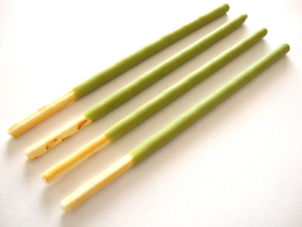 Click to Buy Pocky Matcha Green Tea Cream Covered Biscuit Sticks