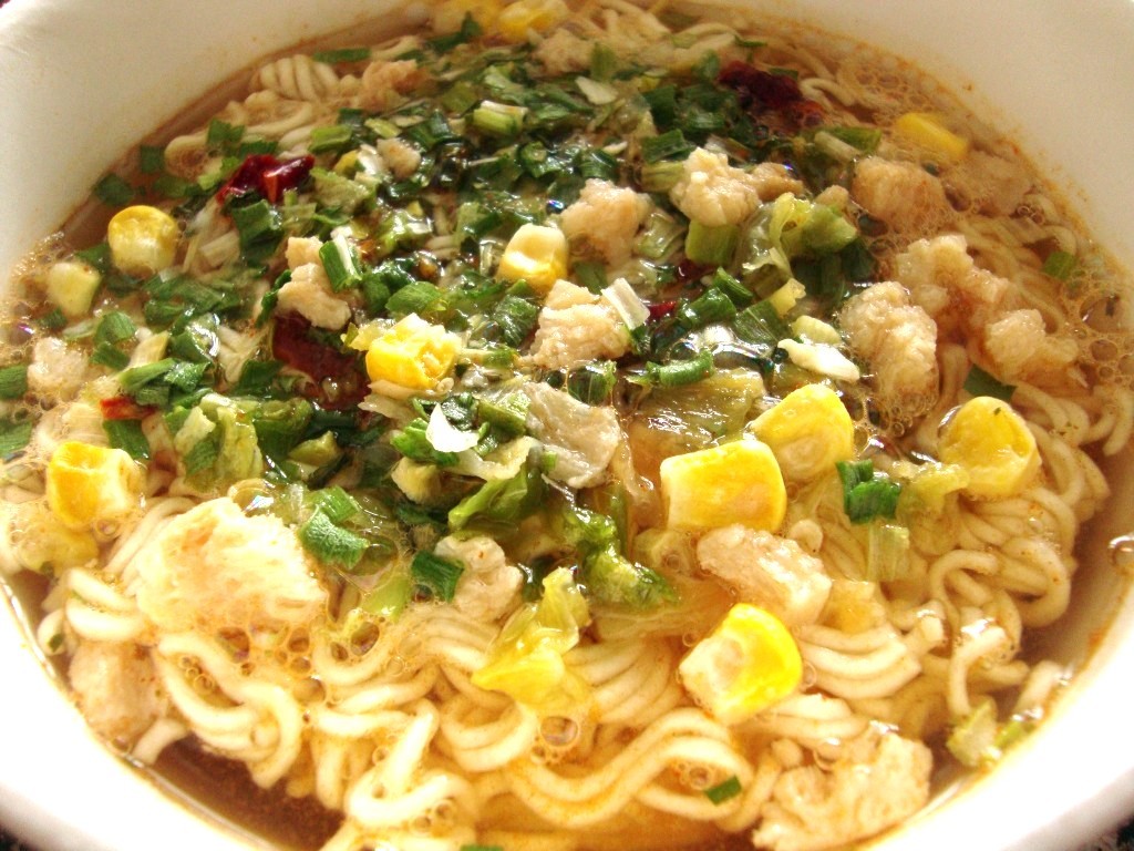 Click to Buy Nissin Bowl Noodles Hot & Spicy, Chicken