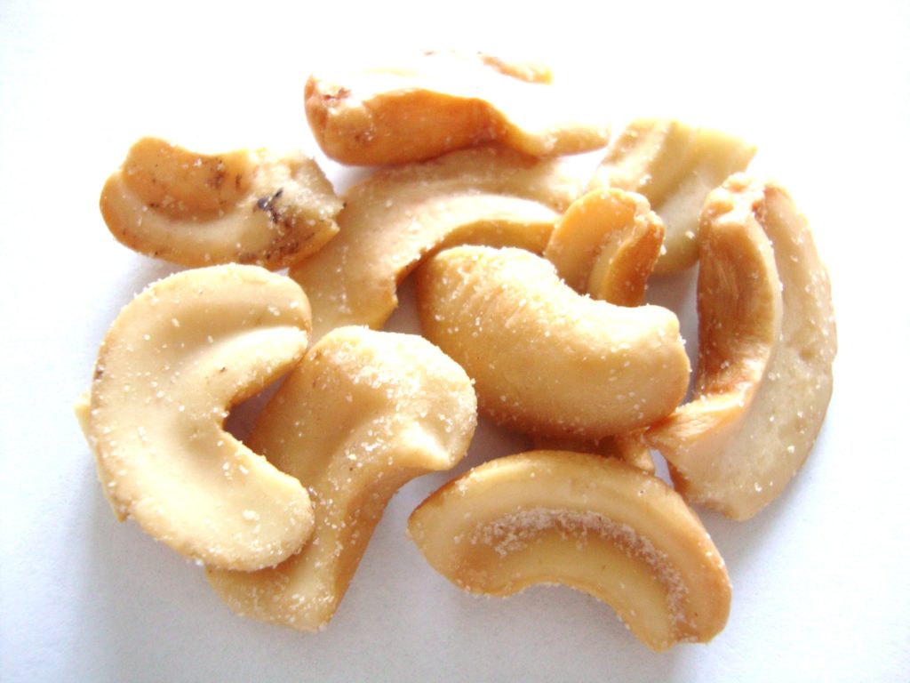 Click to Buy Emerald Roasted & Salted Cashew Halves & Pieces