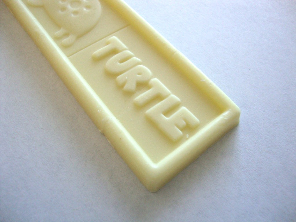 Click to Buy Nestlé Milkybar