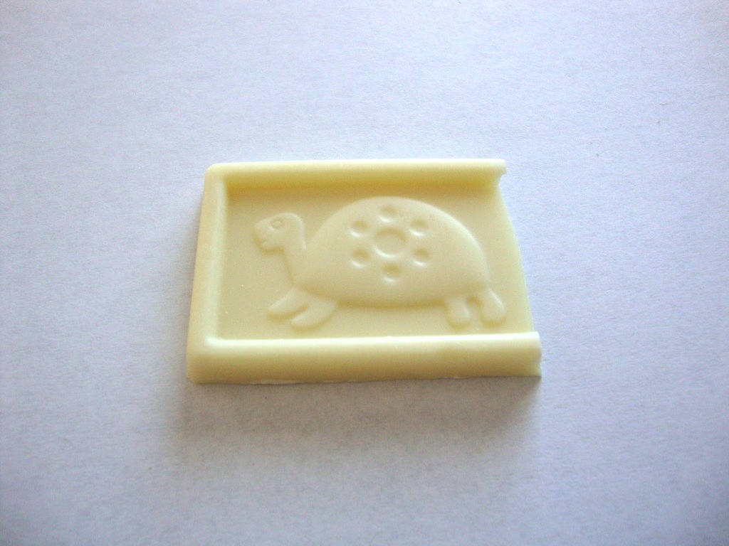 Click to Buy Nestlé Milkybar