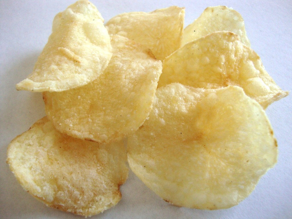 Click to Buy Lay's Kettle Cooked 40% Less Fat Sea Salt & Vinegar Potato Chips