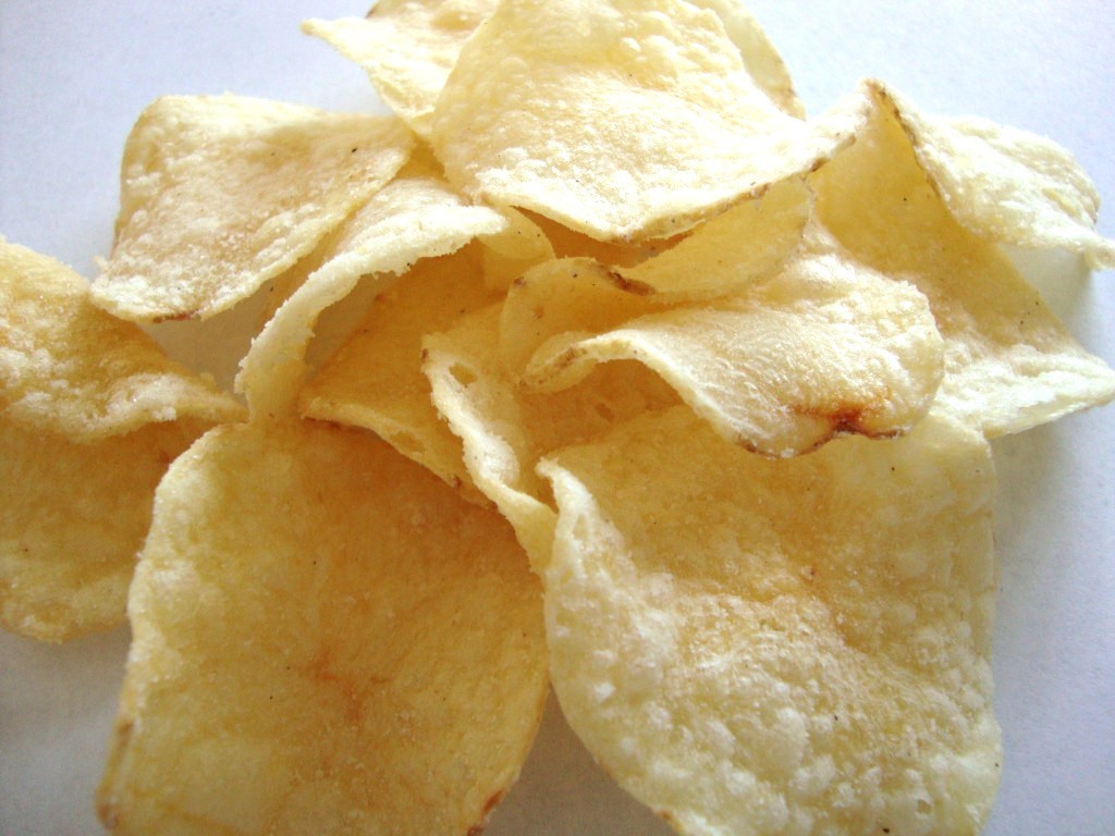 Click to Buy Lay's Kettle Cooked 40% Less Fat Sea Salt & Vinegar Potato Chips
