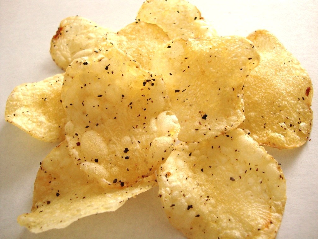 Click to Buy Lay's Kettle Cooked Sea Salt & Cracked Pepper Potato Chips