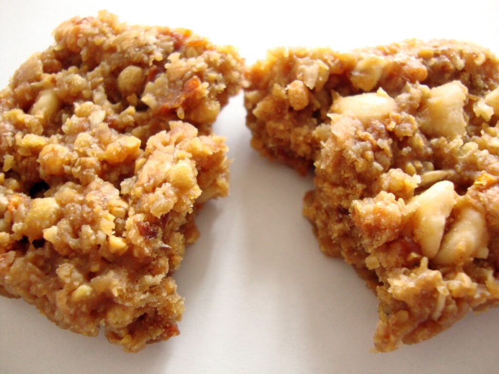 Click to Buy CLIF BAR, Carrot Cake