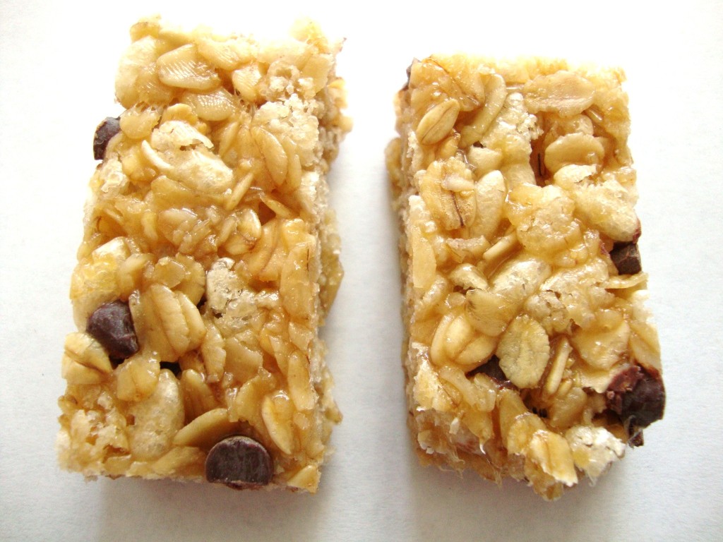 Click to Buy Annie's Homegrown Organic Chocolate Chip Granola Bars