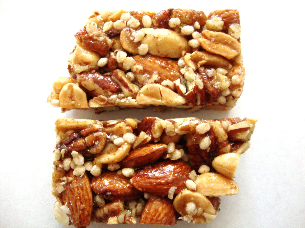 Click to Buy KIND Nuts & Spices Bars, Maple Glazed Pecan & Sea Salt