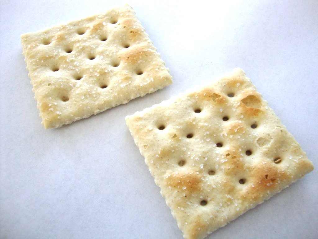 Click to Buy Nabisco Premium Saltine Crackers, original topped with sea salt