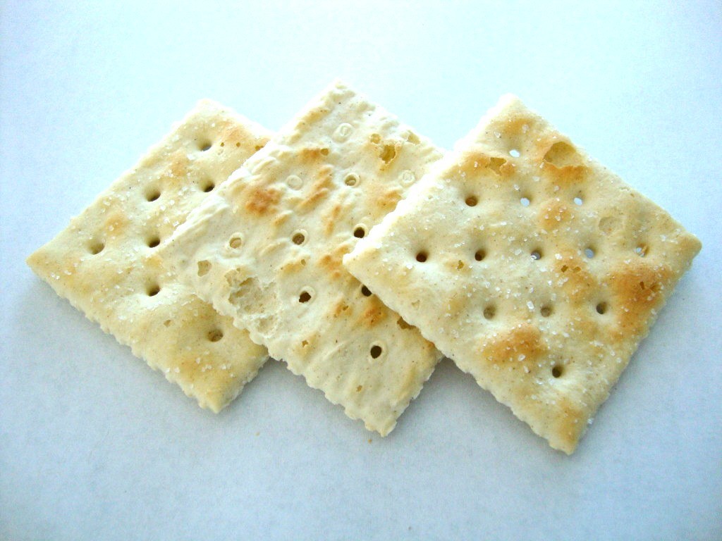 Click to Buy Nabisco Premium Saltine Crackers, original topped with sea salt