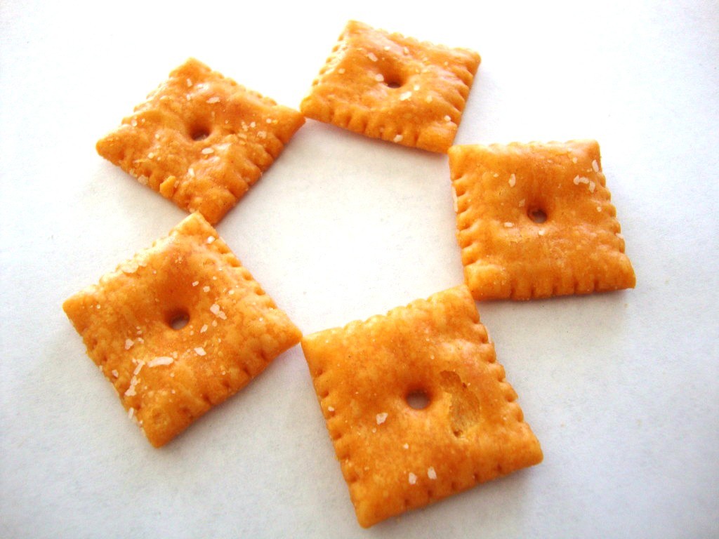 Click to Buy Cheez-It Baked Snack Crackers