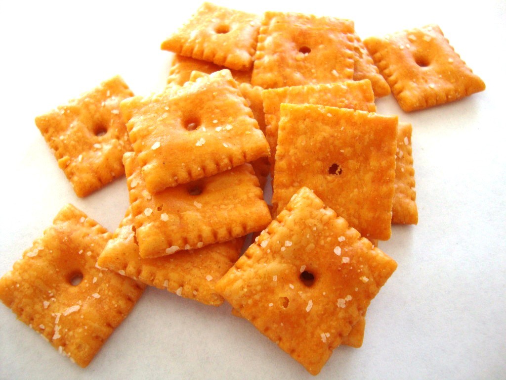 Click to Buy Cheez-It Baked Snack Crackers