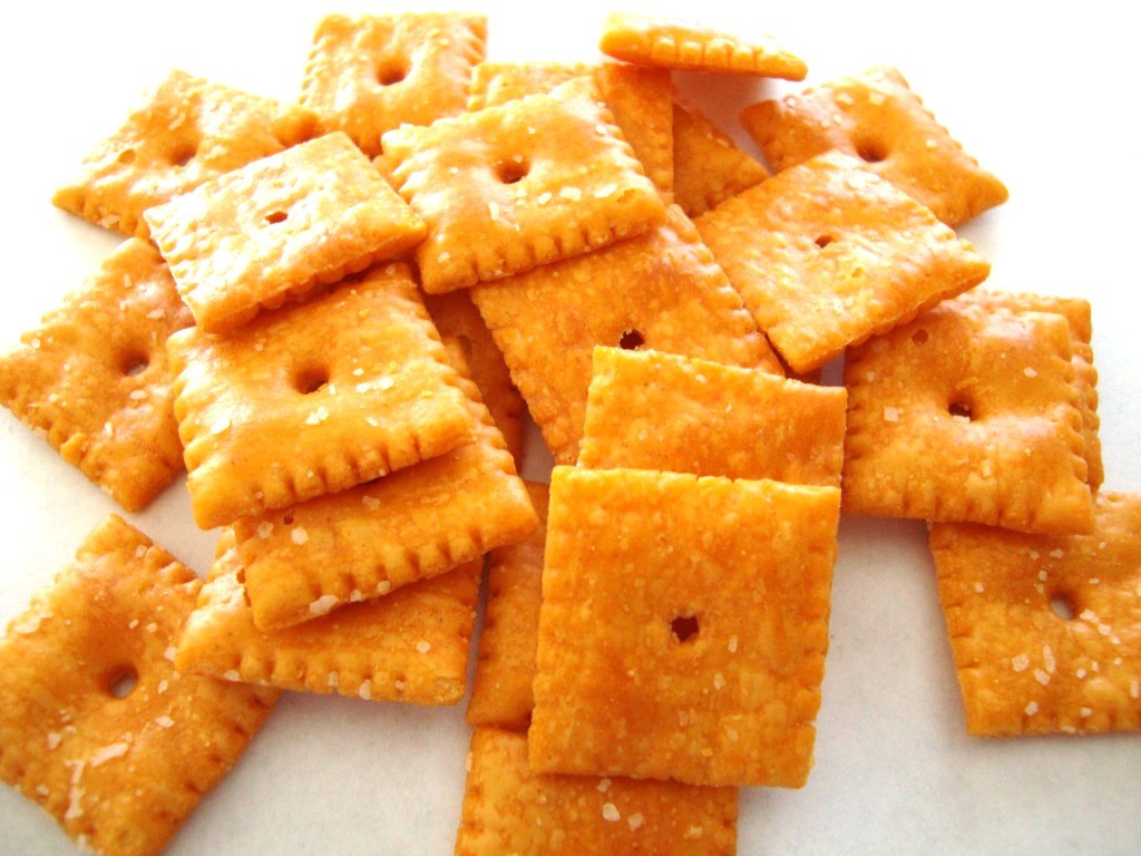 Click to Buy Cheez-It Baked Snack Crackers