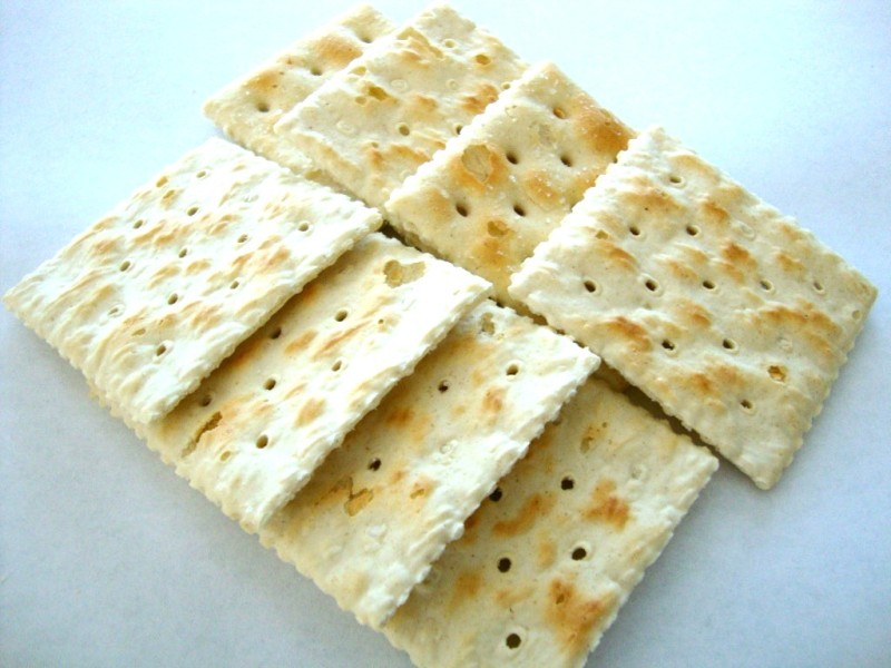 Nabisco Premium Saltine Crackers Original Topped With Sea Salt