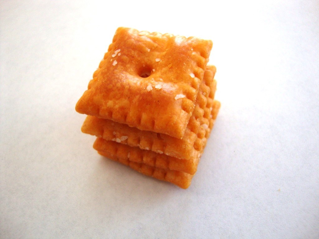 Click to Buy Cheez-It Baked Snack Crackers