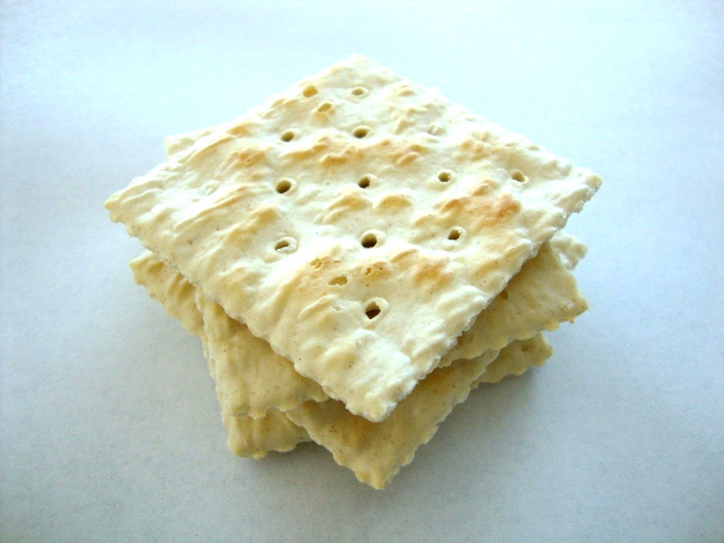 Click to Buy Nabisco Premium Saltine Crackers, original topped with sea salt