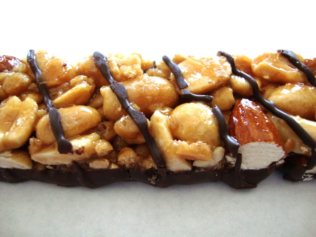 Click to Buy KIND Bars, Peanut Butter Dark Chocolate