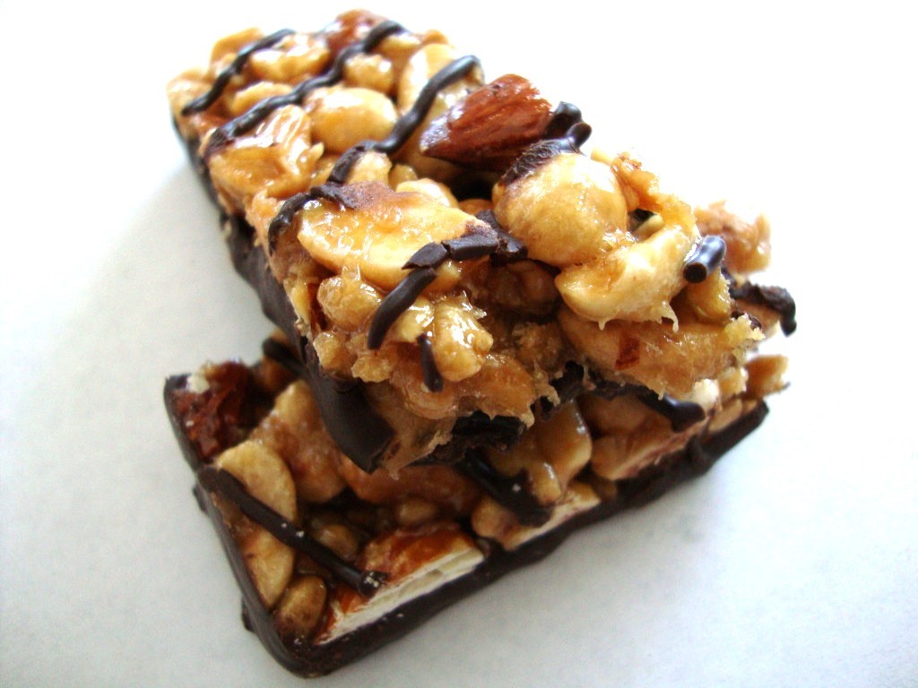 Click to Buy KIND Bars, Peanut Butter Dark Chocolate