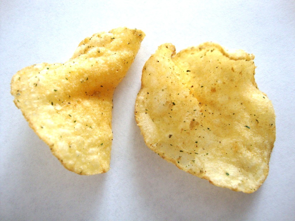 Lay's Kettle Cooked Wasabi Ginger Potato Chips